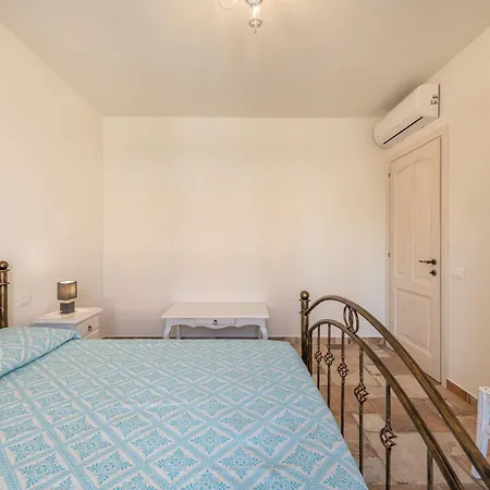Ely House Vakantiehuis Villasimius