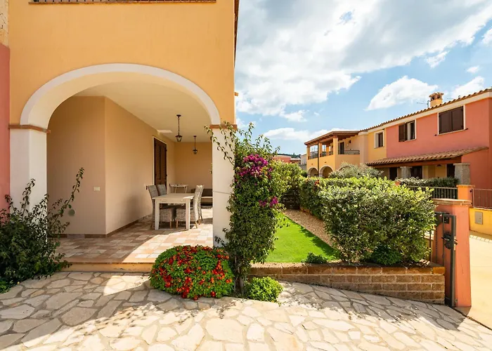 Ely House 度假居 *