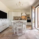 Holiday home Ely House