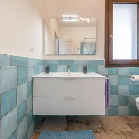 Будинок відпочинку Ely House Віллазімьюс