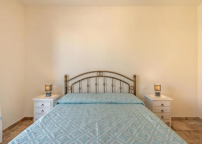 Ely House بيت للعطل فيلاّسيمِيوس